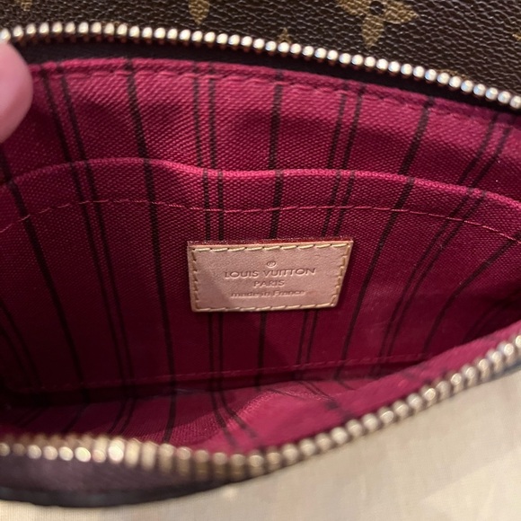 Louis Vuitton  Monogram PM Neverfull - Picture 7 of 8